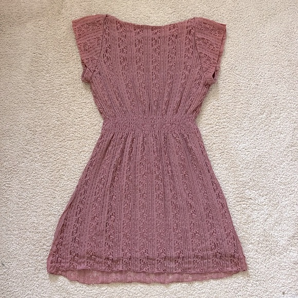 American Eagle Lace Dress - Picture 5 of 10